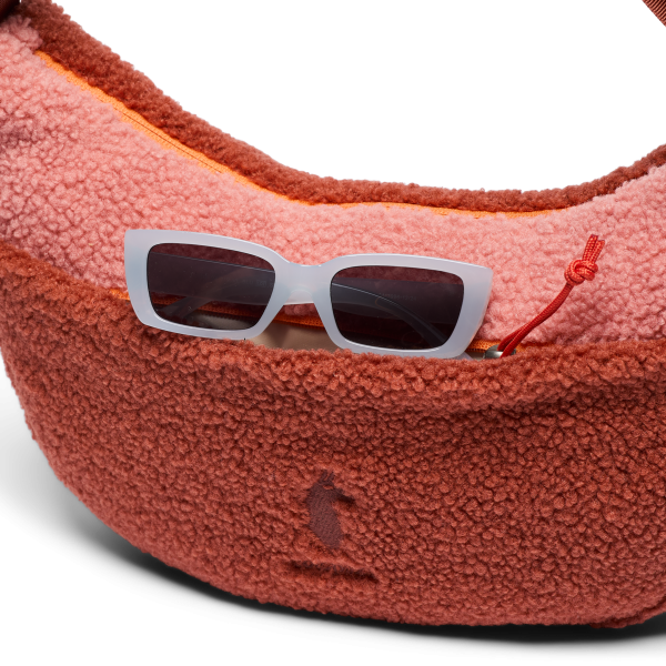 High Pile Fleece 6L Crescent Bag